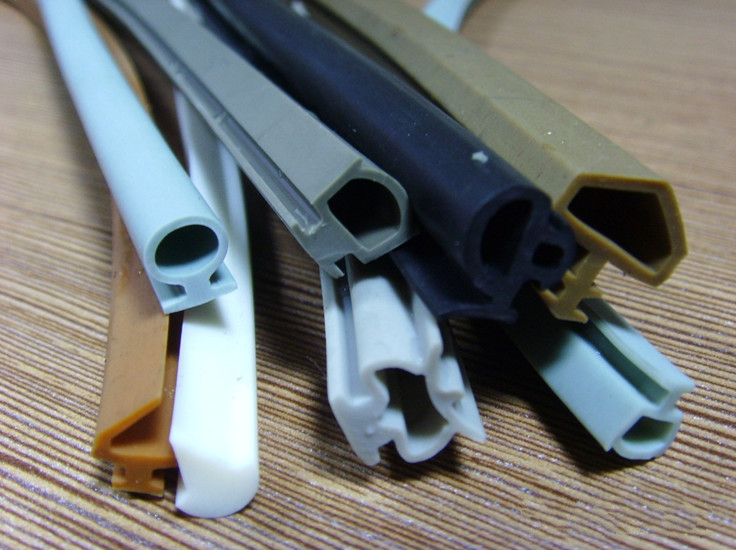 Extruded Silicone Seal Strip Superior Electrical Performance , FDA